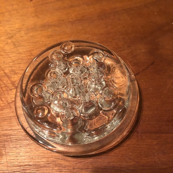 Retro glass flower frog for displaying flower arrangements or for the collector - Picture 5 of 5